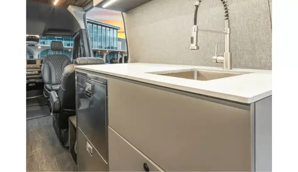 vertical storage unit for the kitchen