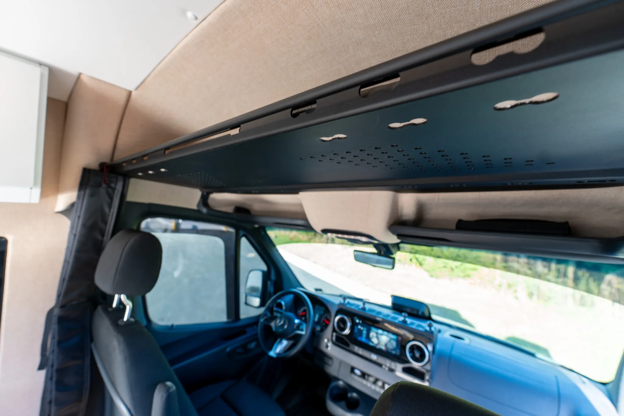 The cab under the headliner shelf