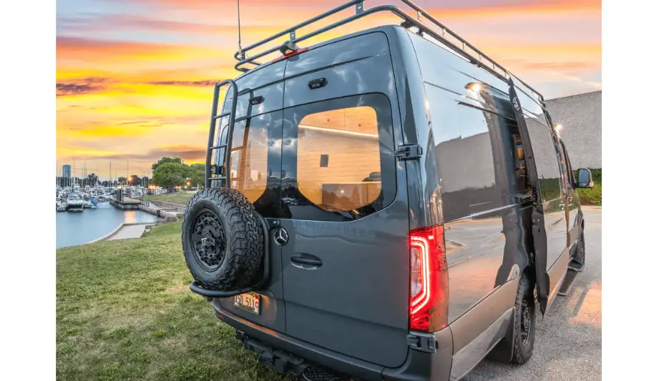 reasons to try the van life